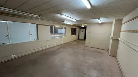 Edward Industrial Park - 152 Edward Avenue, Hennopspark, 820m² Industrial Unit To Let (23)